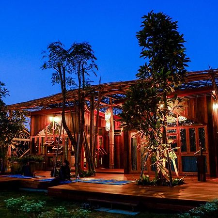 Bed and Breakfast Baangaimuan Lamphun Exterior foto