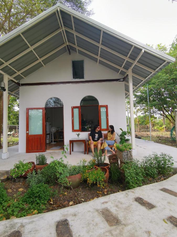 Bed and Breakfast Baangaimuan Lamphun Exterior foto