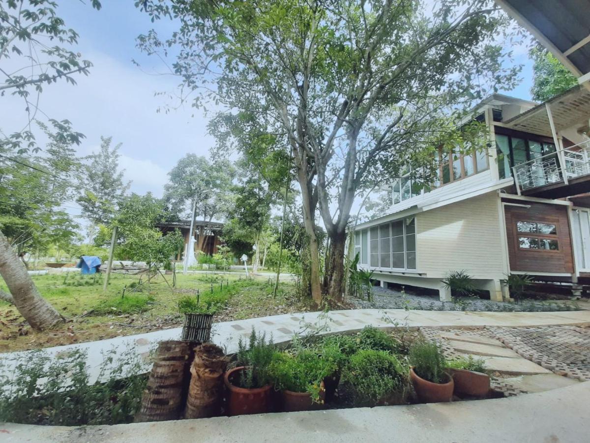 Bed and Breakfast Baangaimuan Lamphun Exterior foto
